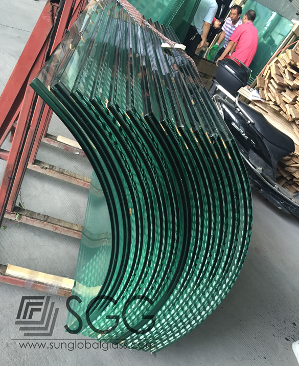 customized size curved glass sheet