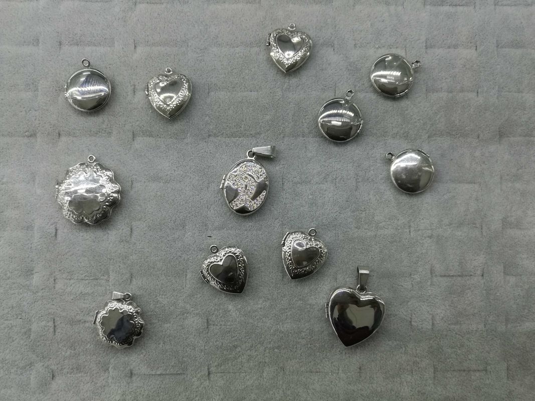 Unique Fashion 316L Stainless Steel Vintage Looking Casting Filigree and Enameling Floating Lockets,OEM Welcomed