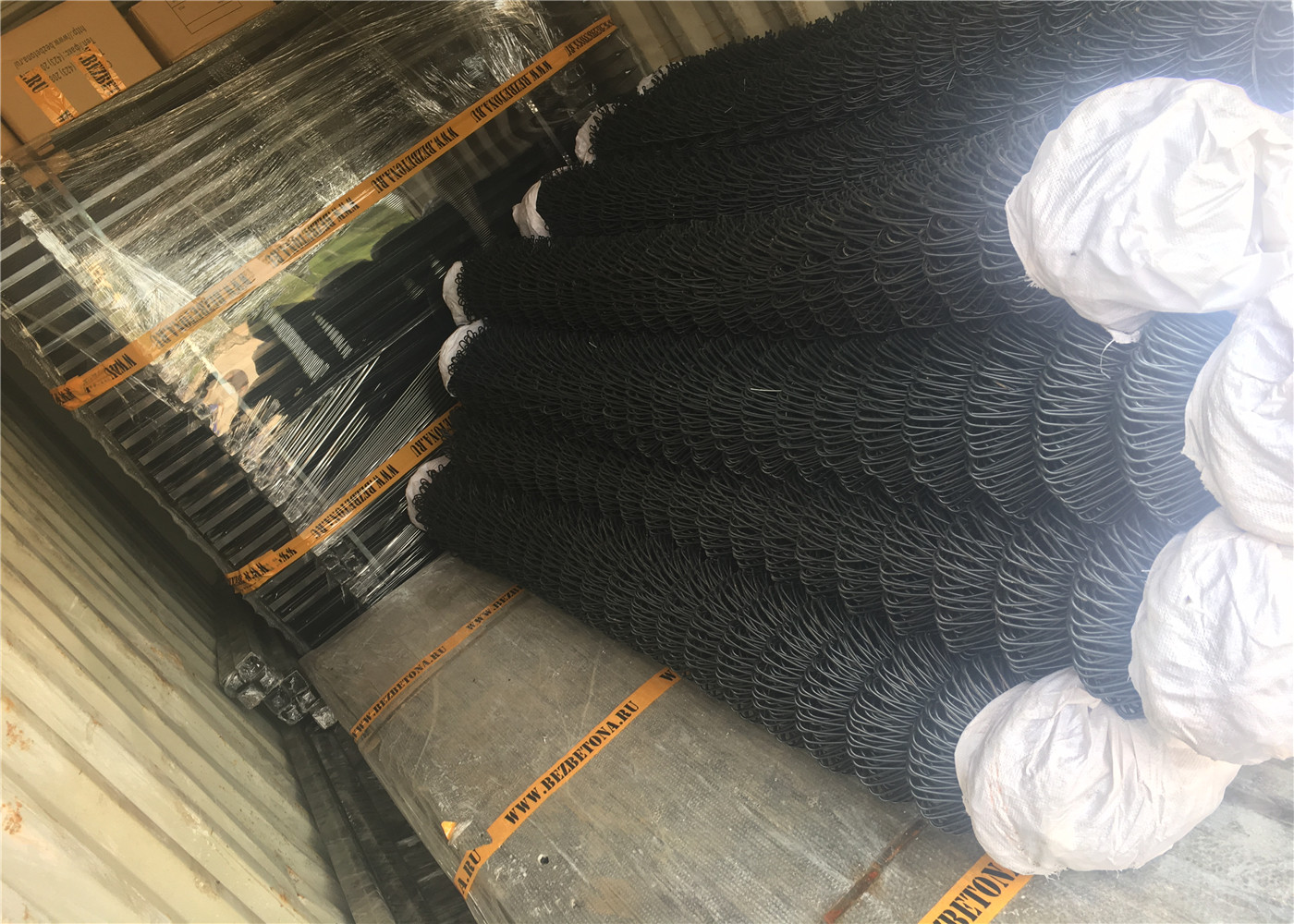 HOT DIPPED Galvanized chain wire fencing for sale