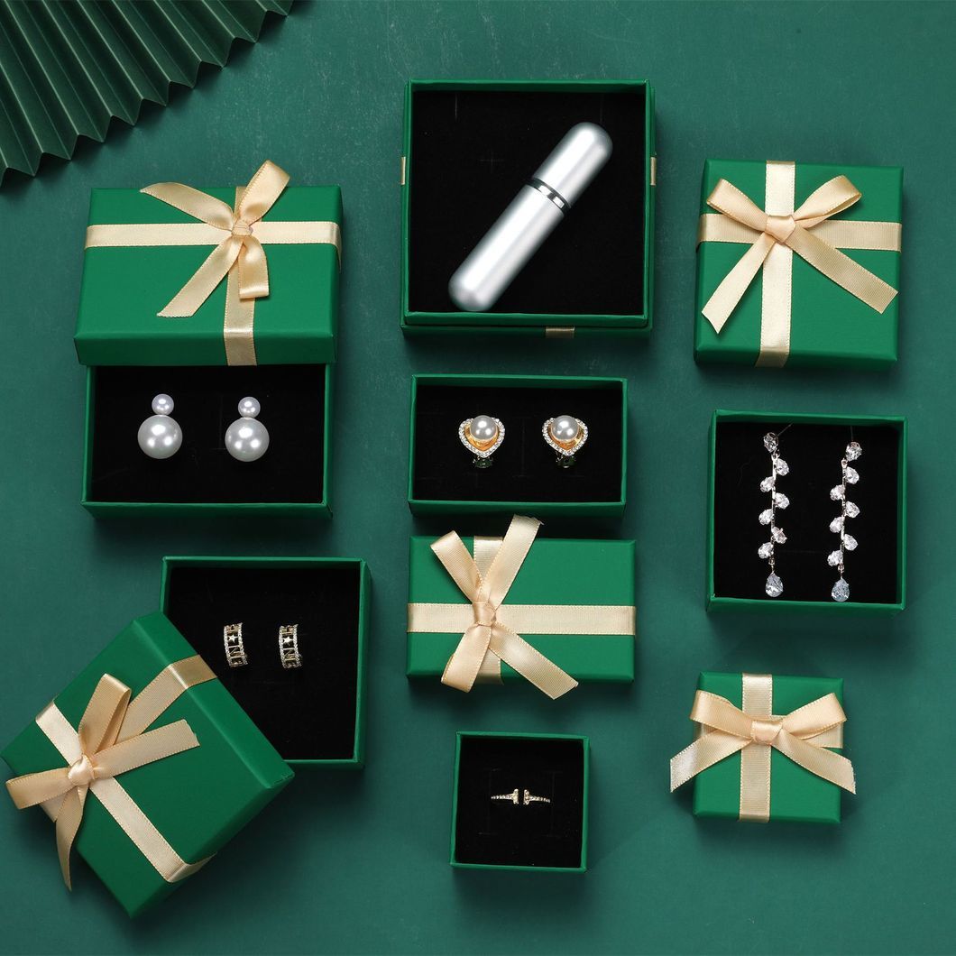 High Quality Biodegradable Custom Cardboard Paper Watch Packaging Gift Jewellery Boxes with Logo Book Shape Magnetic Jewelry Box
