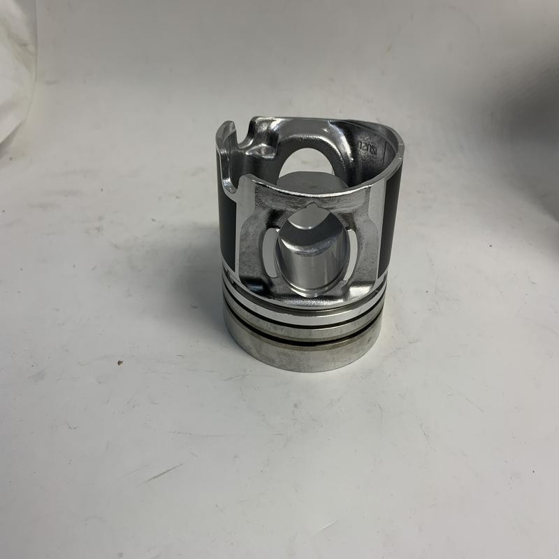 4LE2 Isuzu Custom Diesel Pistons 75D 85D SK75 EX75 SY75 isuzu piston and liner kit 8-98068158-2