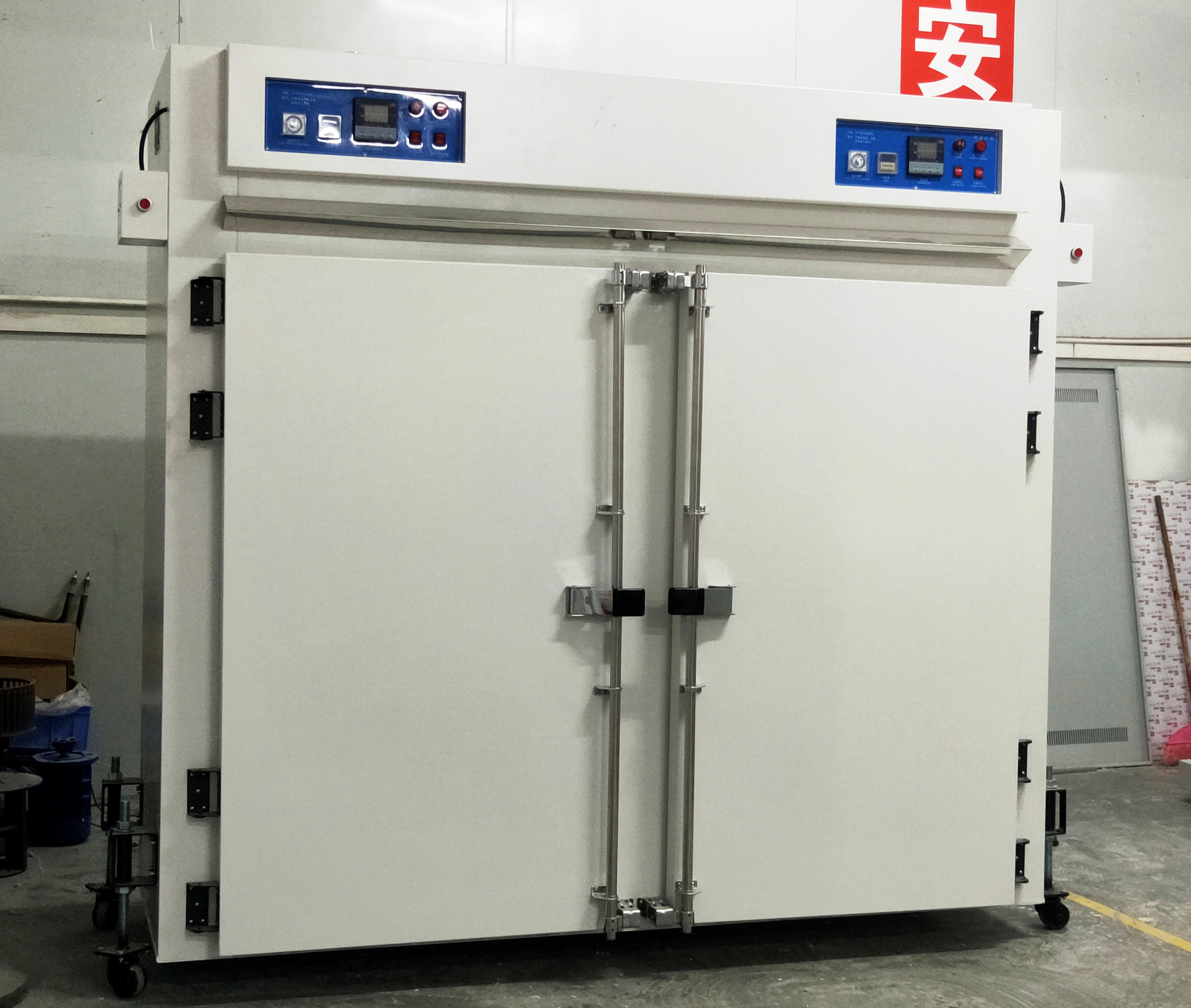 Double Door Electric Drying Oven