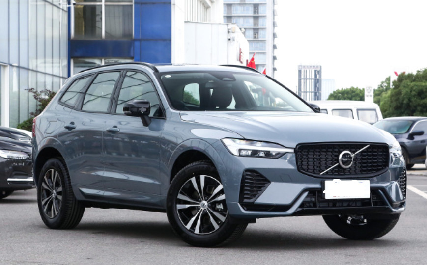 VOLVO XC60 2023 B5 4WD Zhiyi sport version 5 Door 5 seats SUV