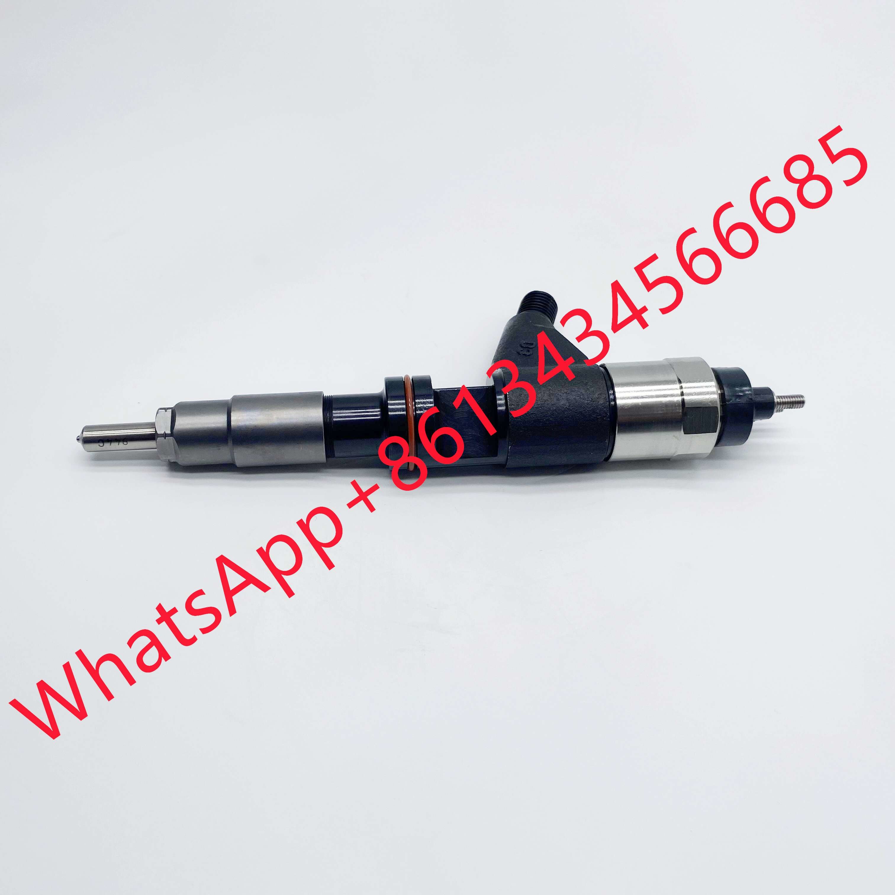 Common Rail Fuel Injector For John Deere 6068T 095000-6321 RE530361 RE531210 SE501928