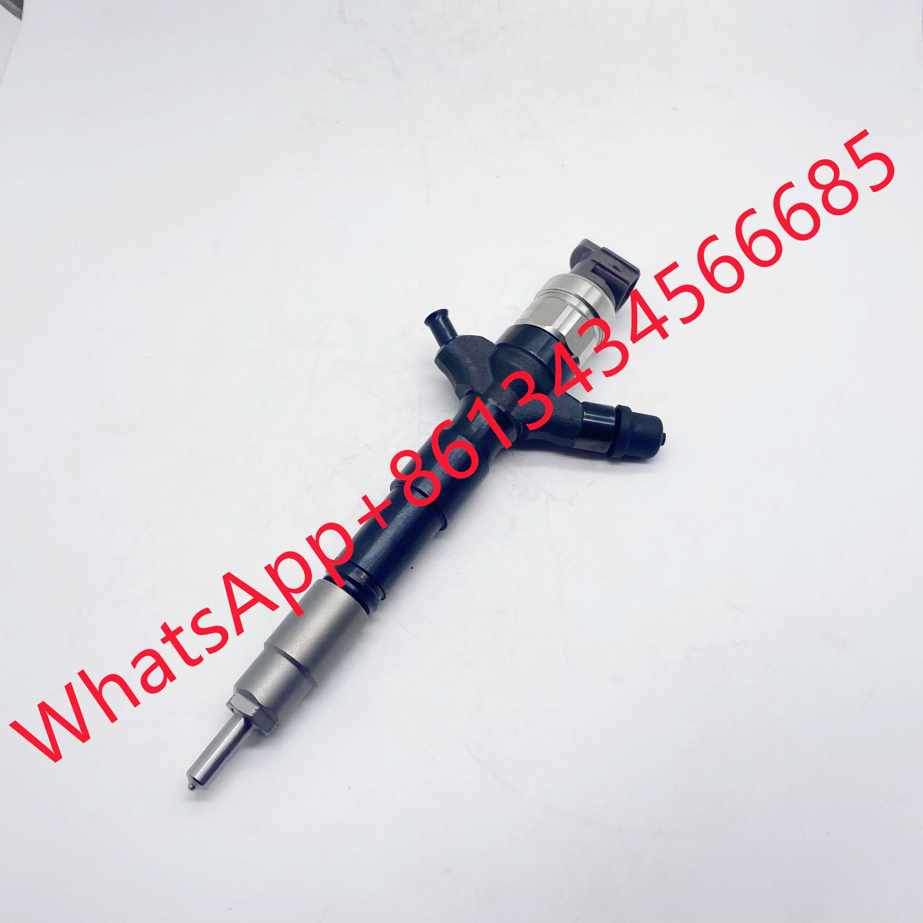 23670-09330 Auto Fuel Diesel Injector Assy for Toyota Hilux Common Rail Injection 2367009330