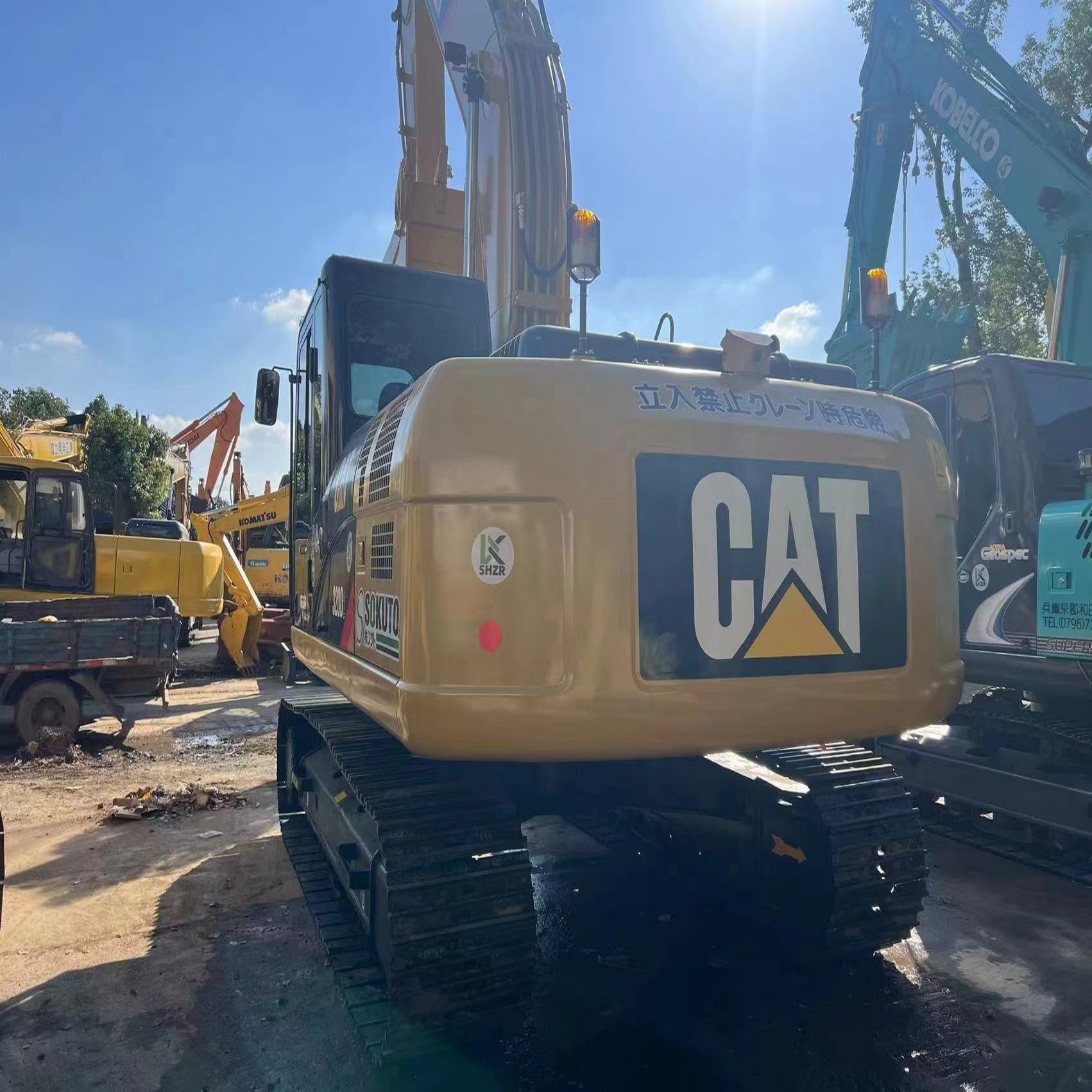 Used Caterpillar Excavator CAT 320D2 Secondhand 20ton Crawler Digger Made In Japan