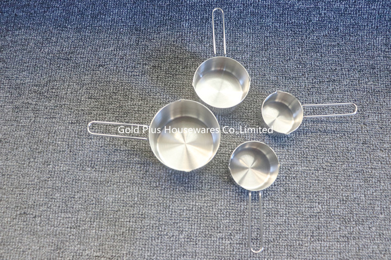 Kitchen accessories 4 pcs stainless steel measuring cups and measuring spoons silver round narrow measuring solid scoop