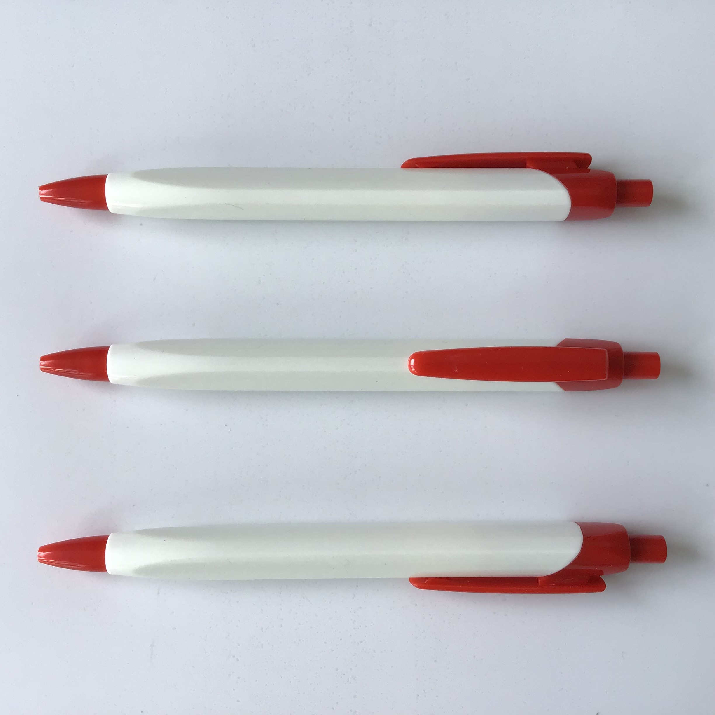 Plastic white triangle ballpoint pen with silk printing LOGO use for promotion