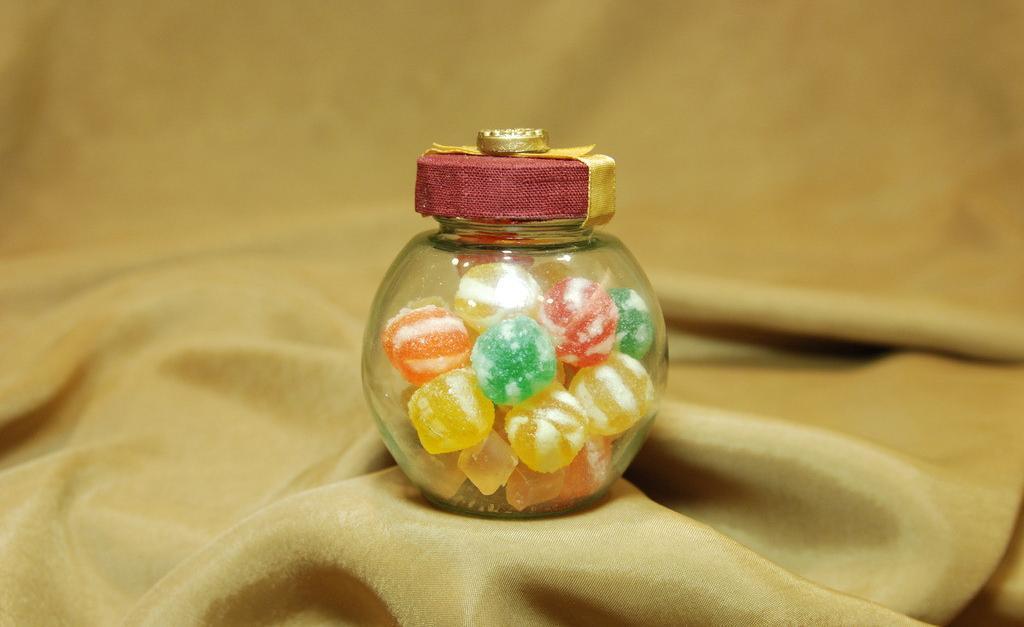 Highly Concentrated Food Grade Guava Candy Flavors For Making Sweet Candy