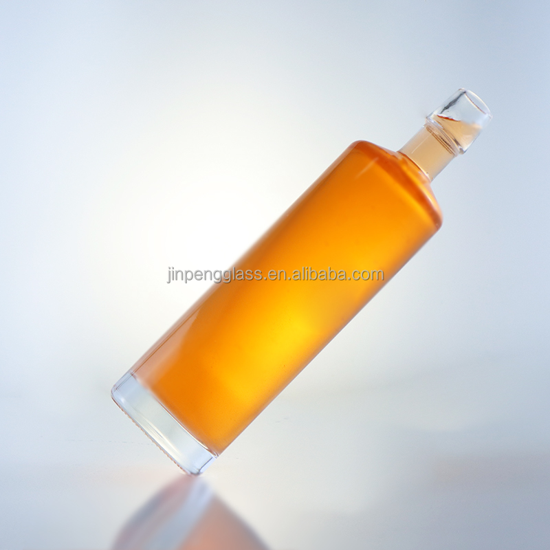 750 ml Sealing Type Cork Extra Flint Chinese Beverage Glass Packing Bottles For Vodka