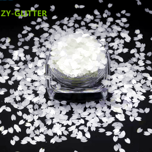 OEM Stock Polyester Holographic Silver Marahuana Leaf Glitter Shapes Party Shapes Advantage Stock OEM Advantage Party