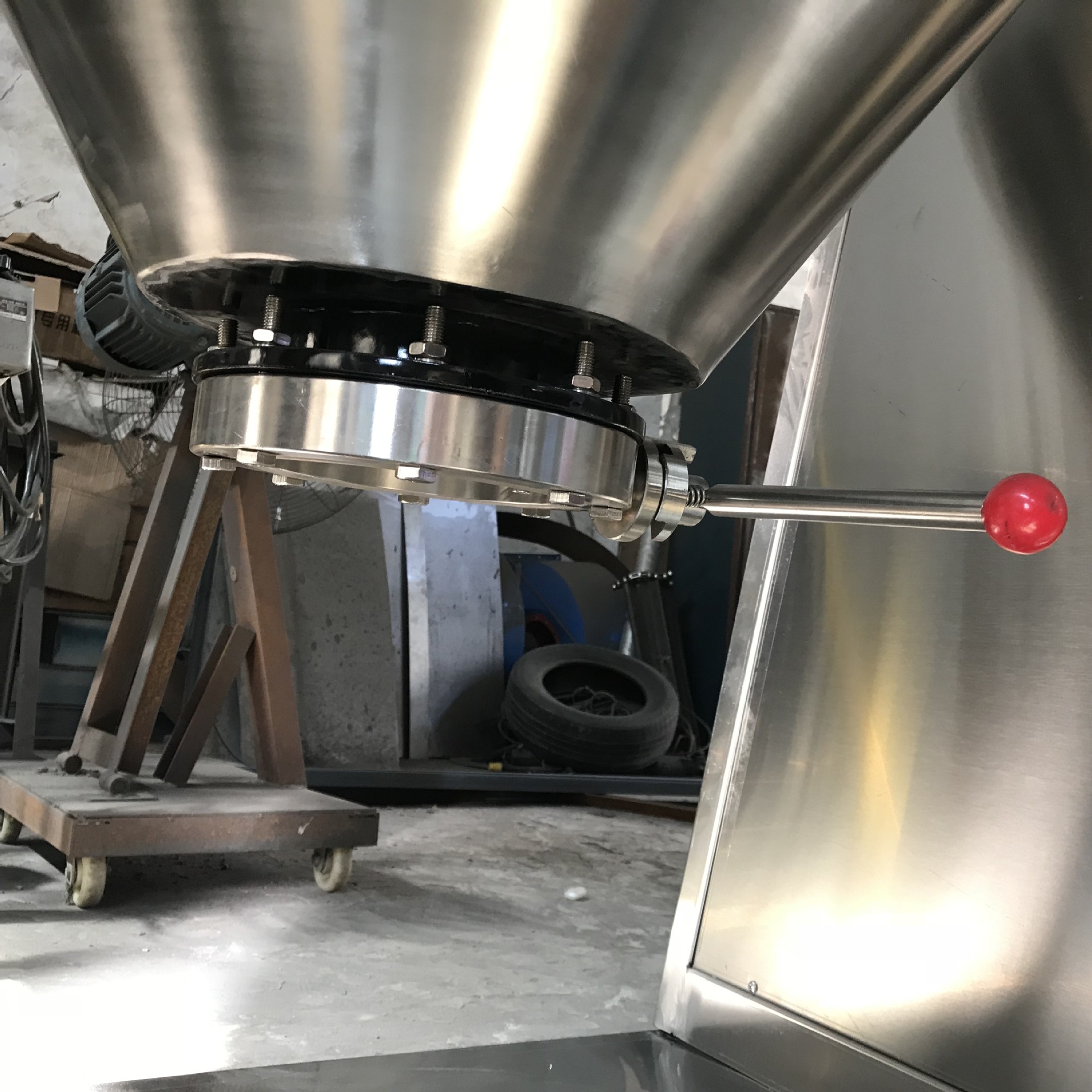 W Shape Granule Double Cone Blender 500L Protein Conical Blender