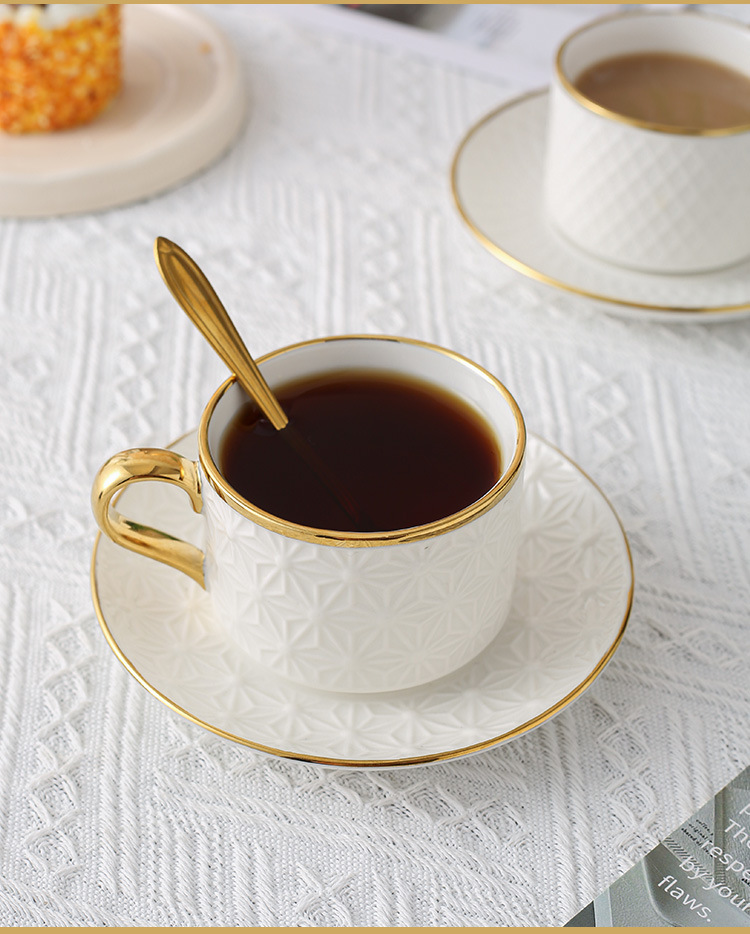 Modern White Ceramic Cups and Saucers Nordic Elegant Bone Cup Set for Water Mugs