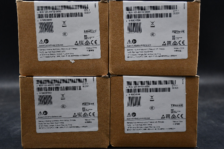 Siemens - PLC I/O Module for use with SIMATIC S7-1200 Series, 100 x 45 x 75 mm, Analogue, Analogue, TM3, 24 V dc