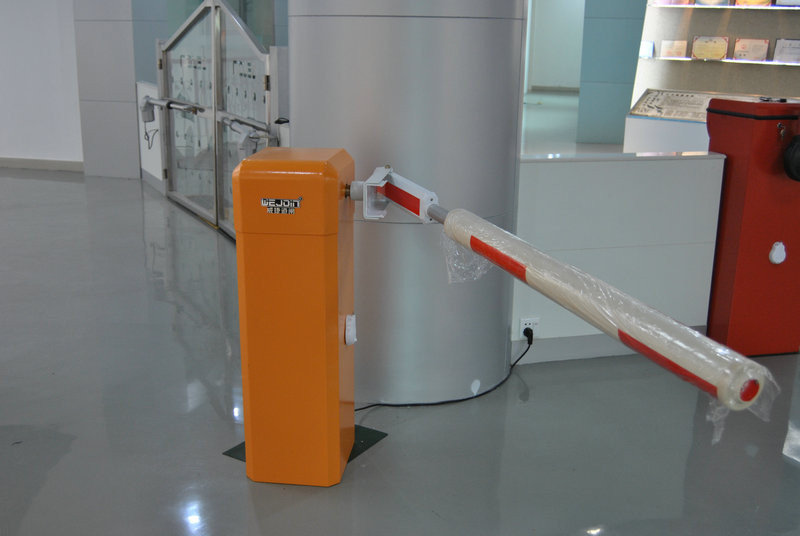 Articulated Boom Automatic Security Barrier Traffic Barrier Gate Card Reader