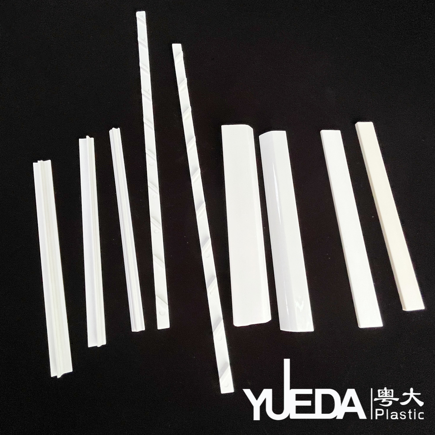 Colorful PVC Plastic Extrusion Profiles UV Resistant For Home Decoration
