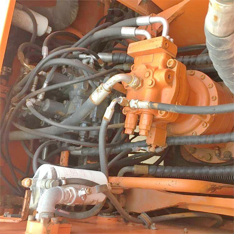 Good Condition 22 Ton Doosan DH220 Excavator in Korea Original Engine and Hydraulic Valve