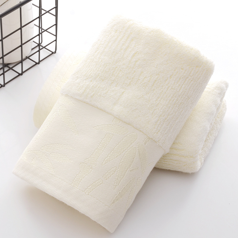 Woven Bamboo Fiber Super Clean Face Towel Bath Towel with Animal Print Pattern 2024