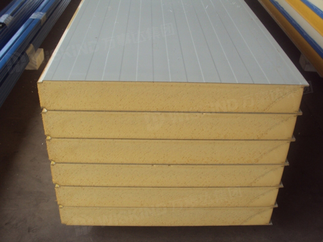 Simple Continuous PU Sandwich Panel Machine For 30 - 200mm Roof Wall Panel TW-PU1000