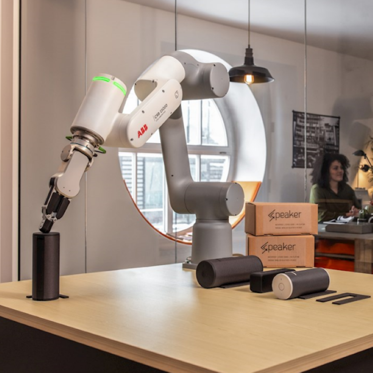 Robotic Arm 6 Axis GoFa CRB 15000 Payload 5kg For Pick And Place Robot As Collaborative Robot
