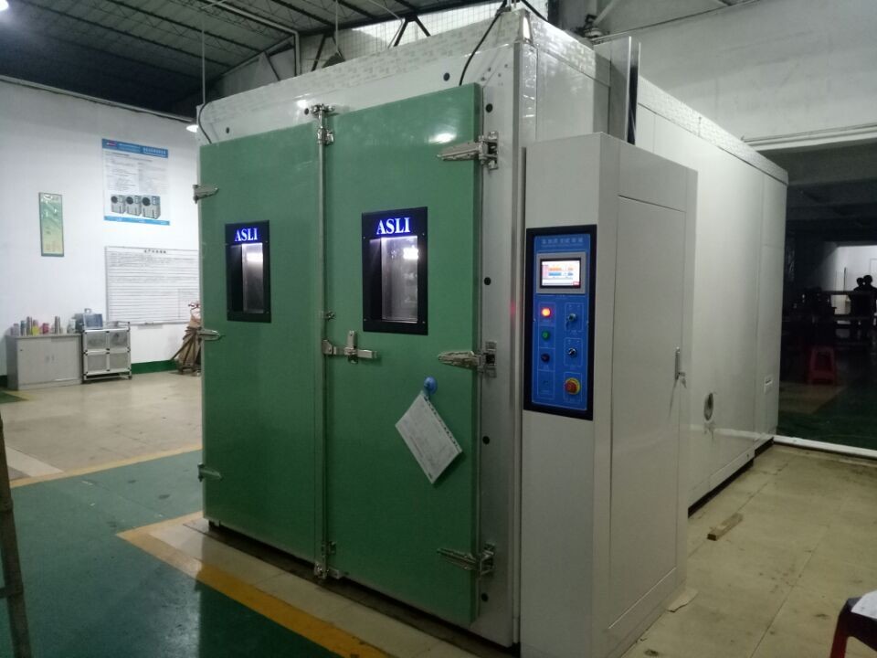 Constant Temperature And Humidity Controlled Walk - In Room Climatic Test Chamber