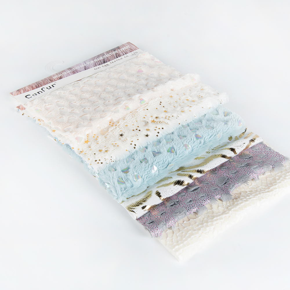 Bag Brushed Pattern 100% Polyester Silver PV Plush Faux Fur Fabric for Home Textile