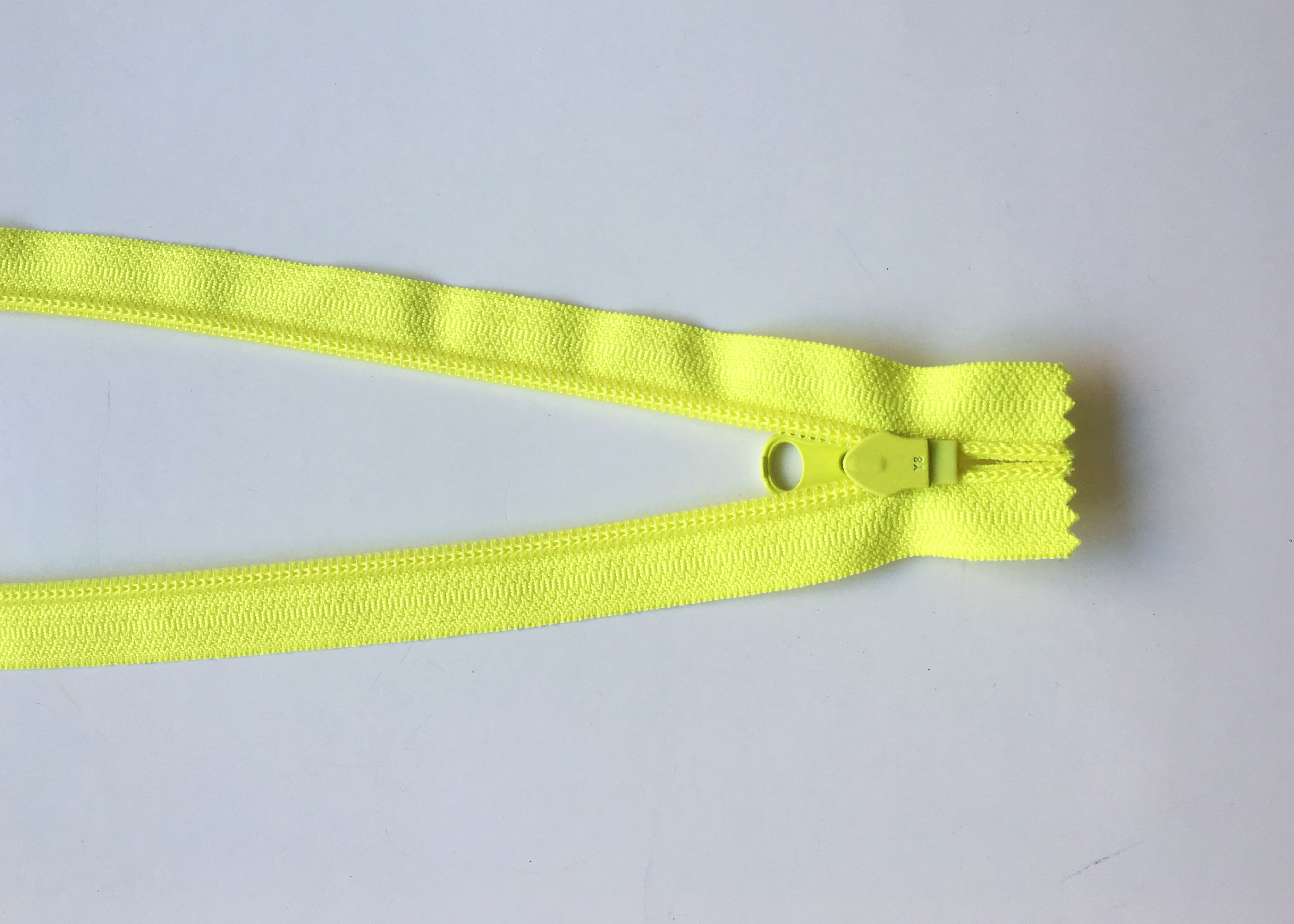 Durable Dress Accessories Open - End Zippers Metal Zippers Readymade For Garment