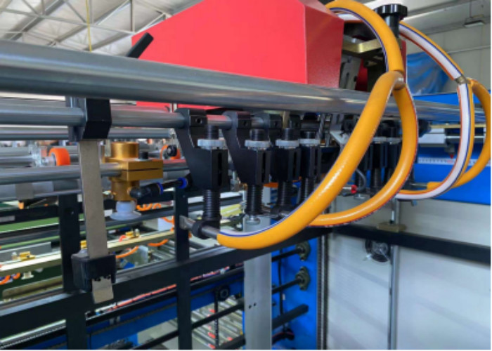 Automatic Die Cutting Creasing Machine For Decorative Printing 1360*960mm