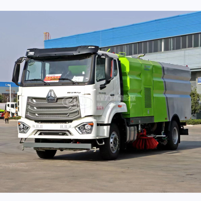 Small Vacuum Road Sweeper Truck With 3-20km/H Sweep Driving Speed