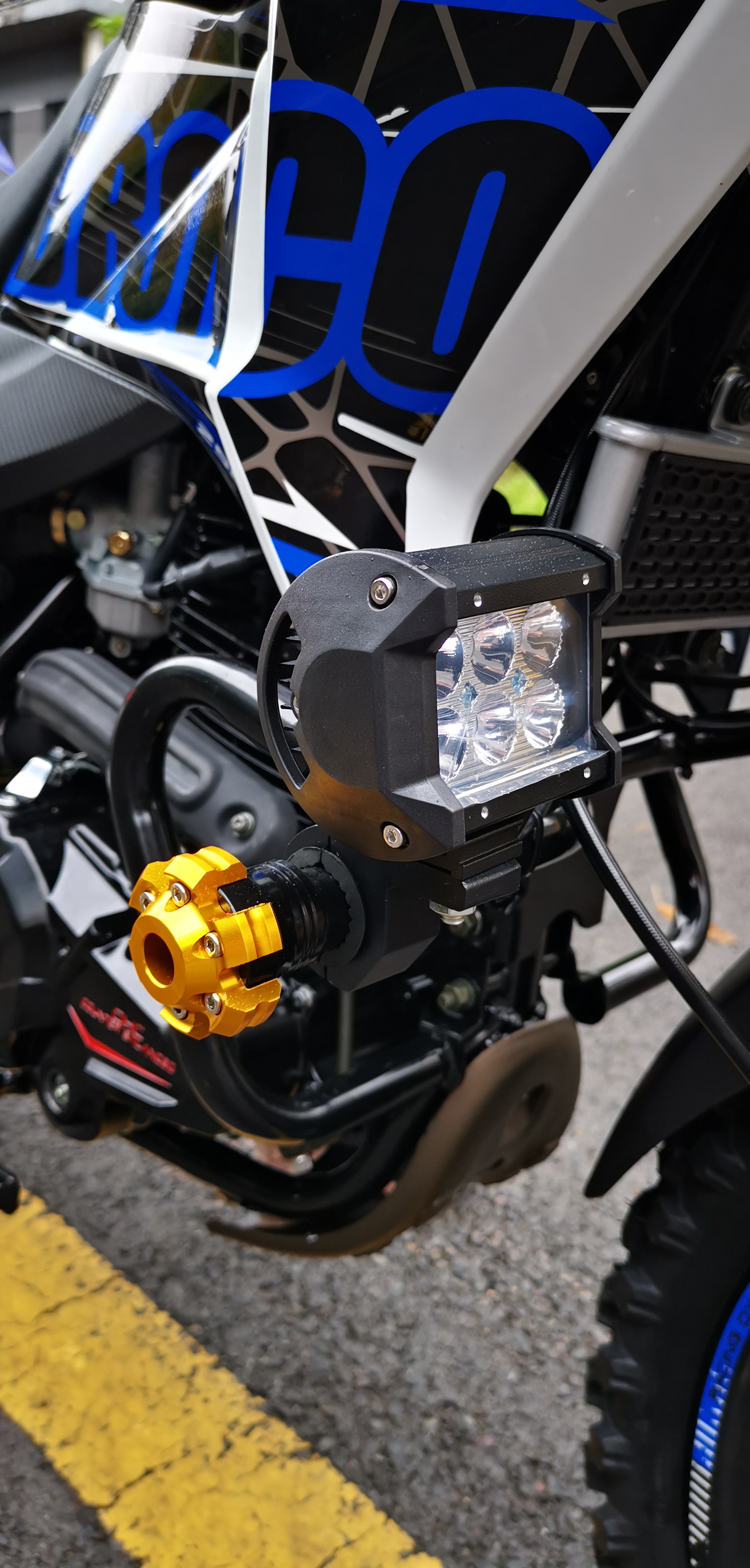 Four Stroke Off Road 250cc Dirt Bike Motorcycle With Brushless Motor