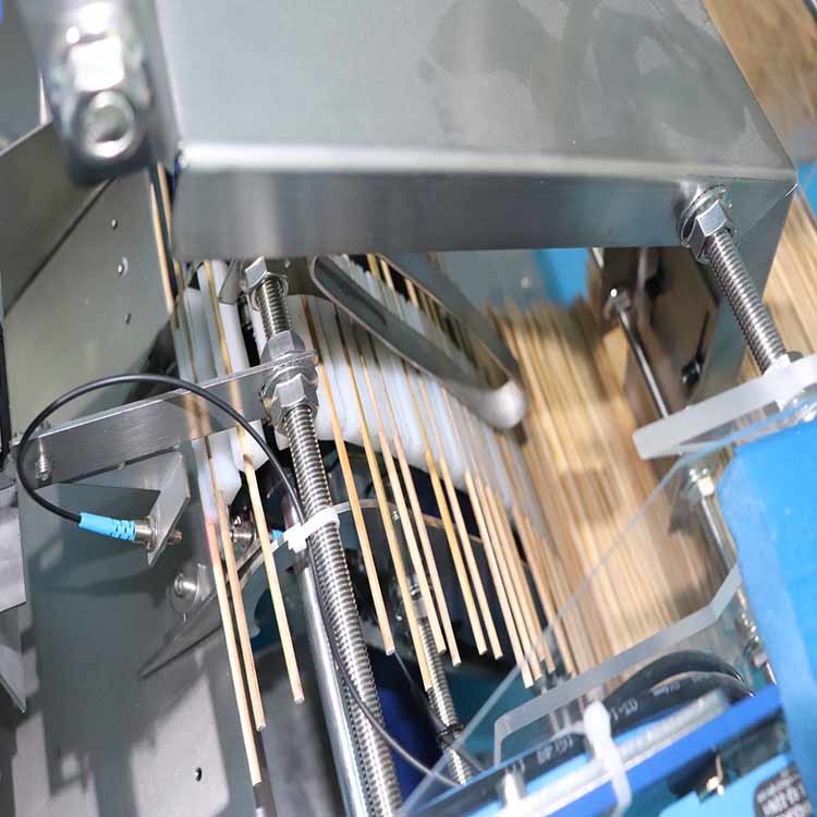 1 - 100 Pieces Straws Automatic Counting And Packing Machine 220V 3KW