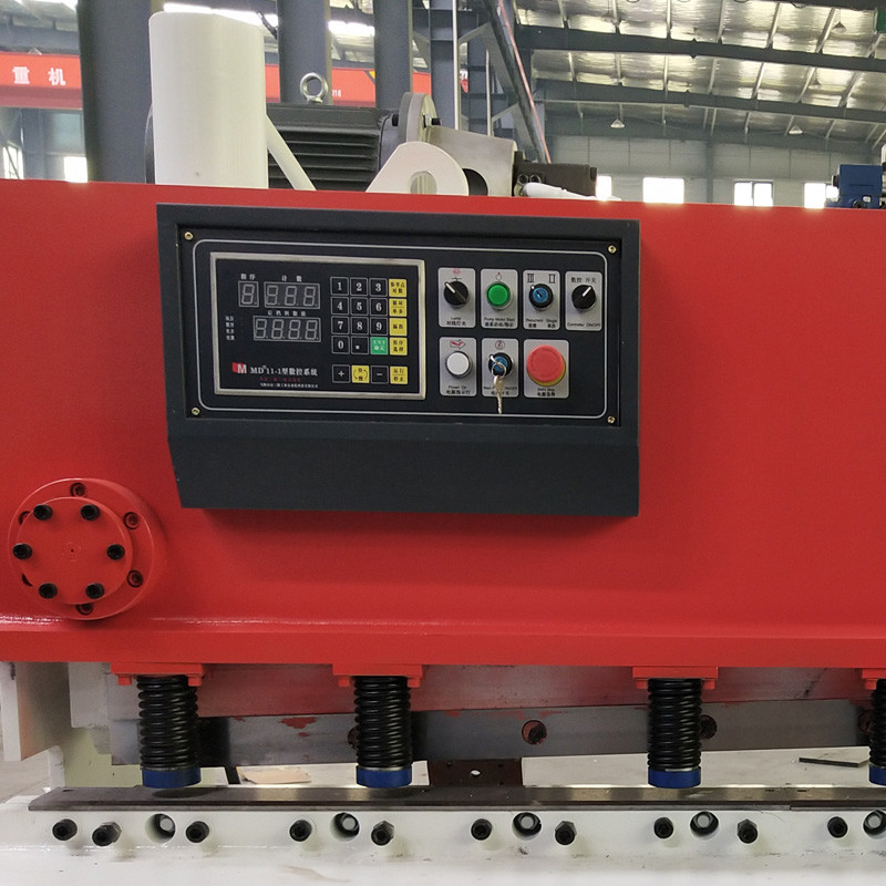 NC Small Sheet Metal Guillotine MD11 Controller Shear Metal Cutting Machine 6mm*1600mm