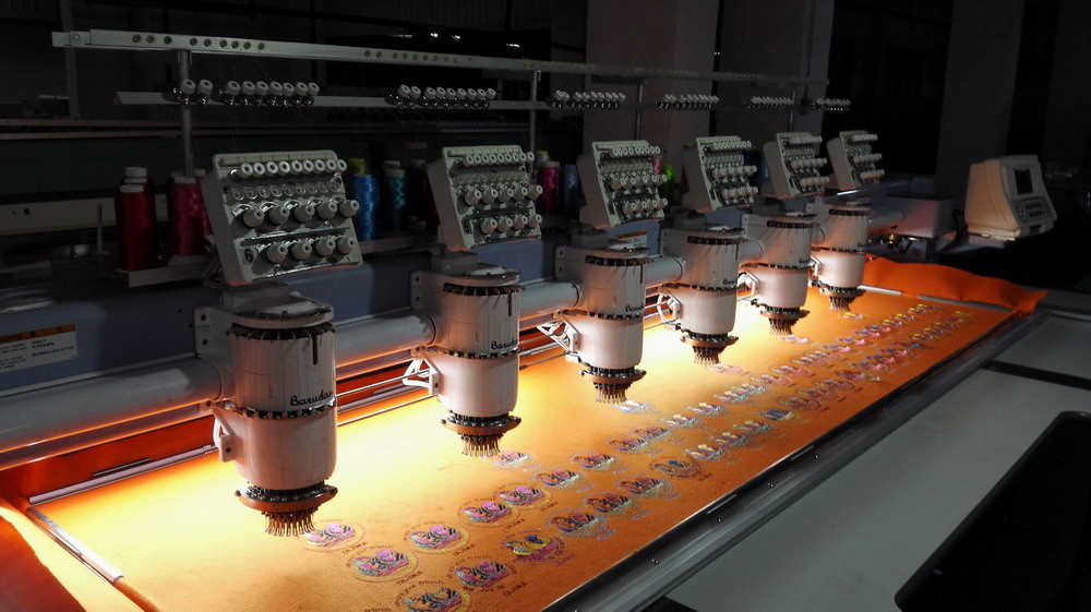 6 Heads Refurbished Barudan Embroidery Machine For Home Business BEDYH-YN-6