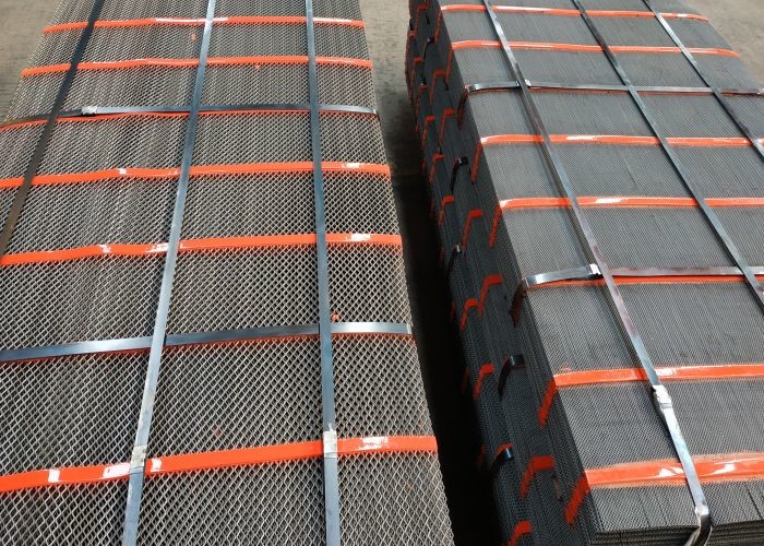 Anti - Clogging Galvanized Screen Wire Crimped Wire Mesh For Mining Industry