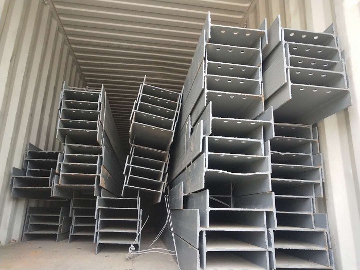 Gable Frame Metal Structure Building , Prefabricated Steel Structure Construction