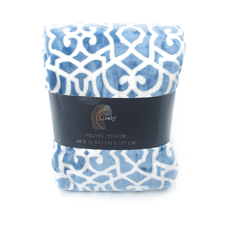 Thick Polyester Flannel Plush Blanket High Grade Offset Printing For Cold Season
