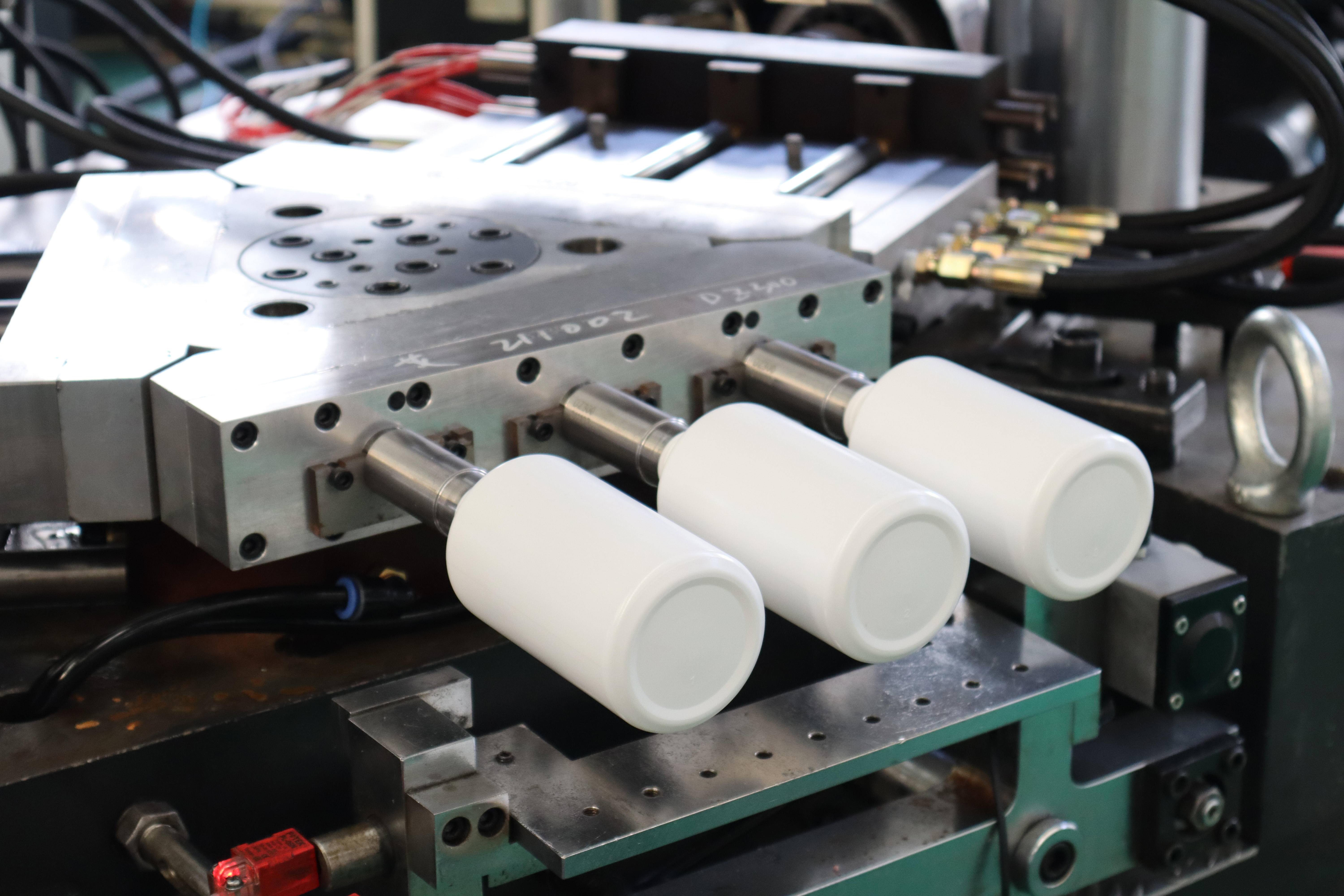 Small Plastic IBM Injection Blow Molding Machine Bottle Making 5ml 10ml 20ml 30ml