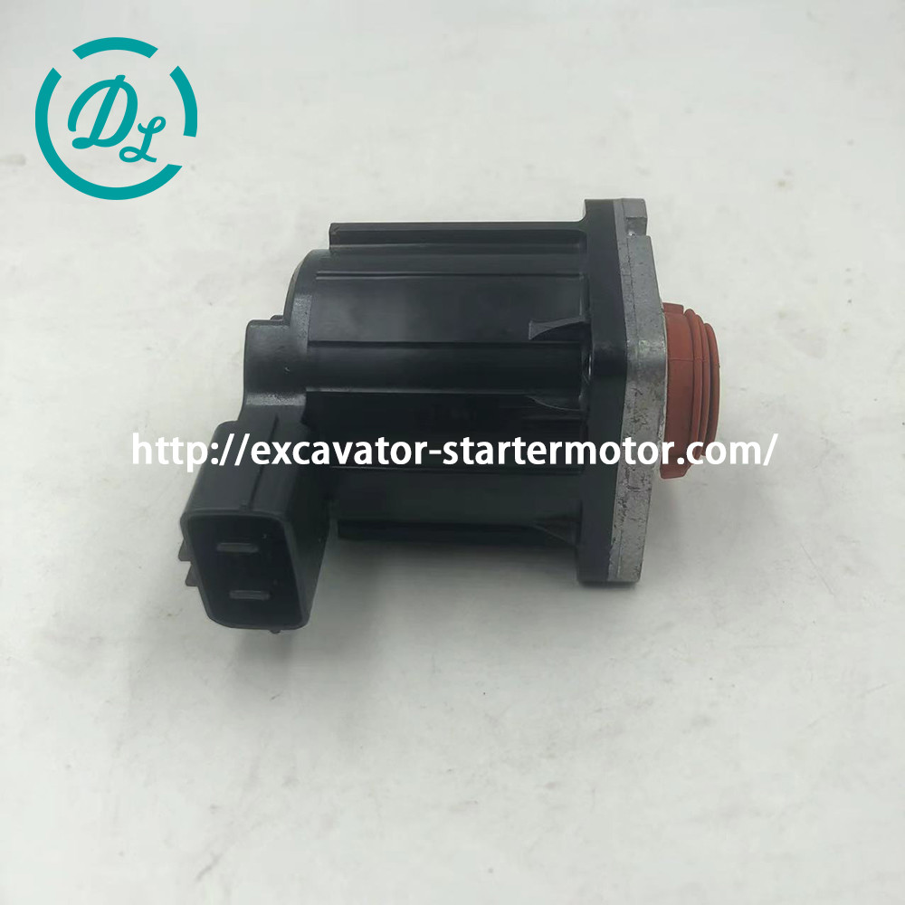8-98179546-0 Engine Parts EGR Valve 8-98179546-1 8-98238247-0 Engine 4HK1