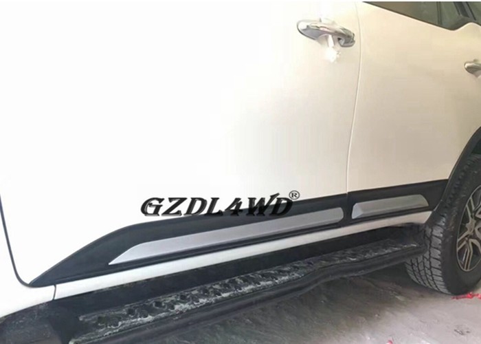 Side Body Door Moulding Trims 4x4 Body Kits For Toyota Fortuner 2016 / Auto Accessories