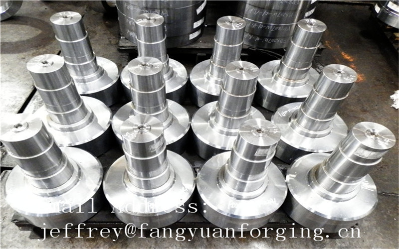 18CrNiMo7-6 Forged Round Bar Blanks Anealing Heat Treatment And Rough Turned