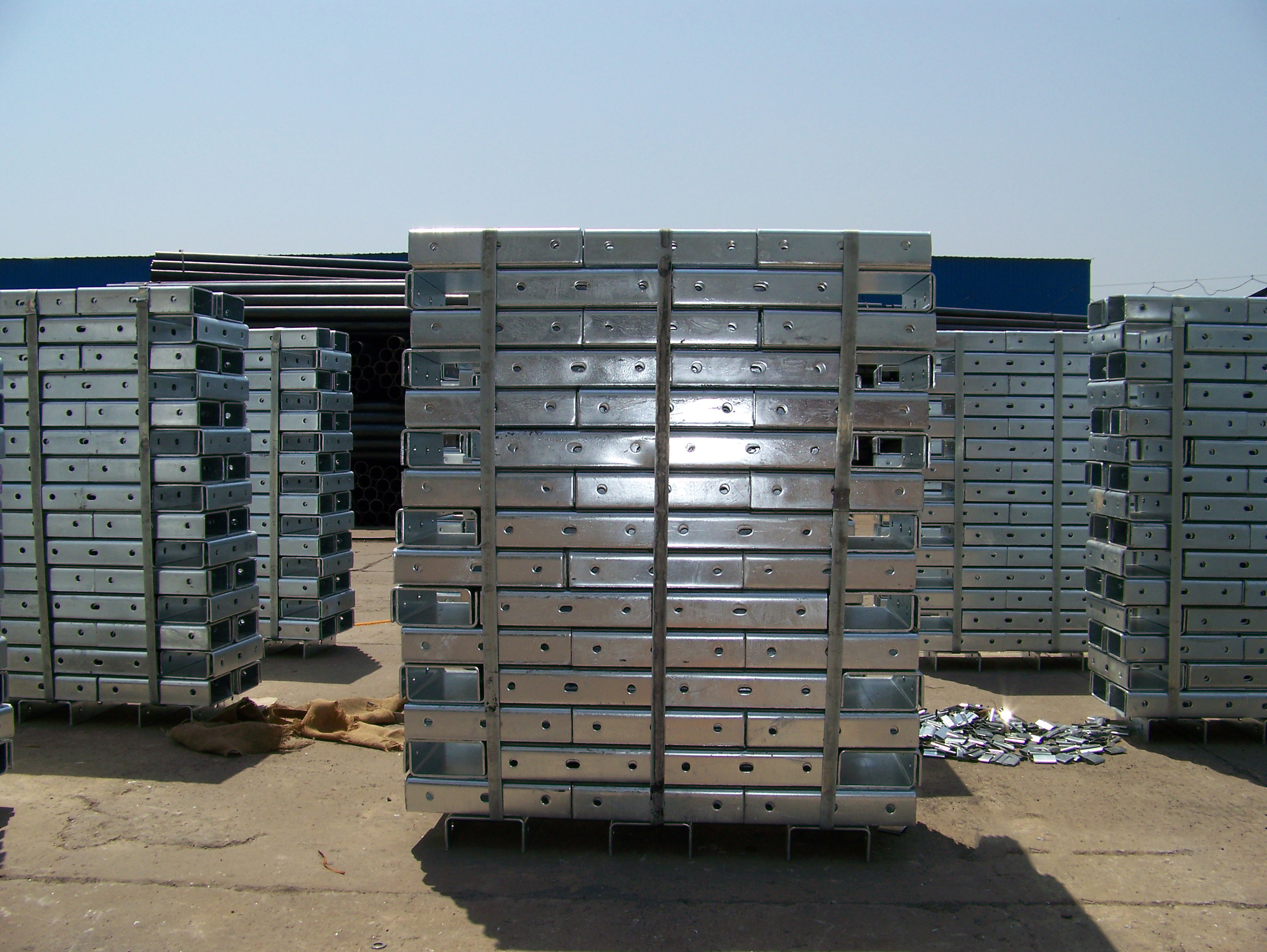 Hot-Dip Galvanized Steel Highway Guardrail Spacer With W-Beam Anti-Corrosion
