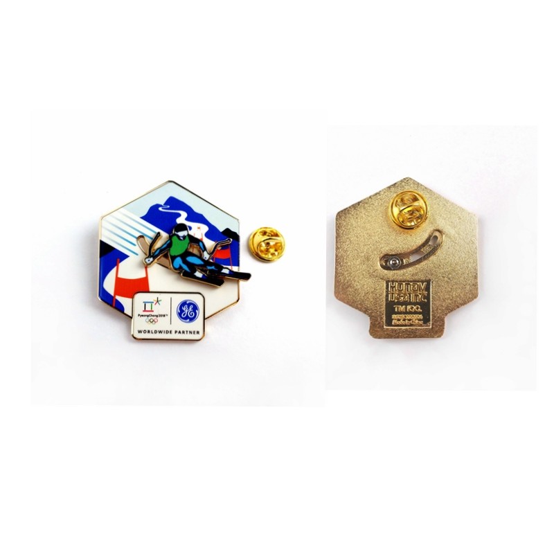 UV Printing Spinning Pin Badge with Polished Finish Expert Craftsmanship and Customizable Design