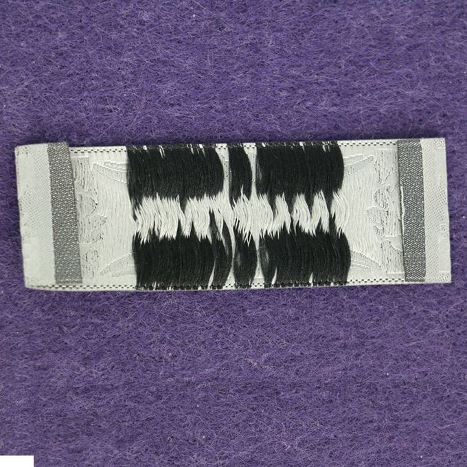 Custom Made Woven Clothing Labels Cloth Sewing Labels Fold For Garment