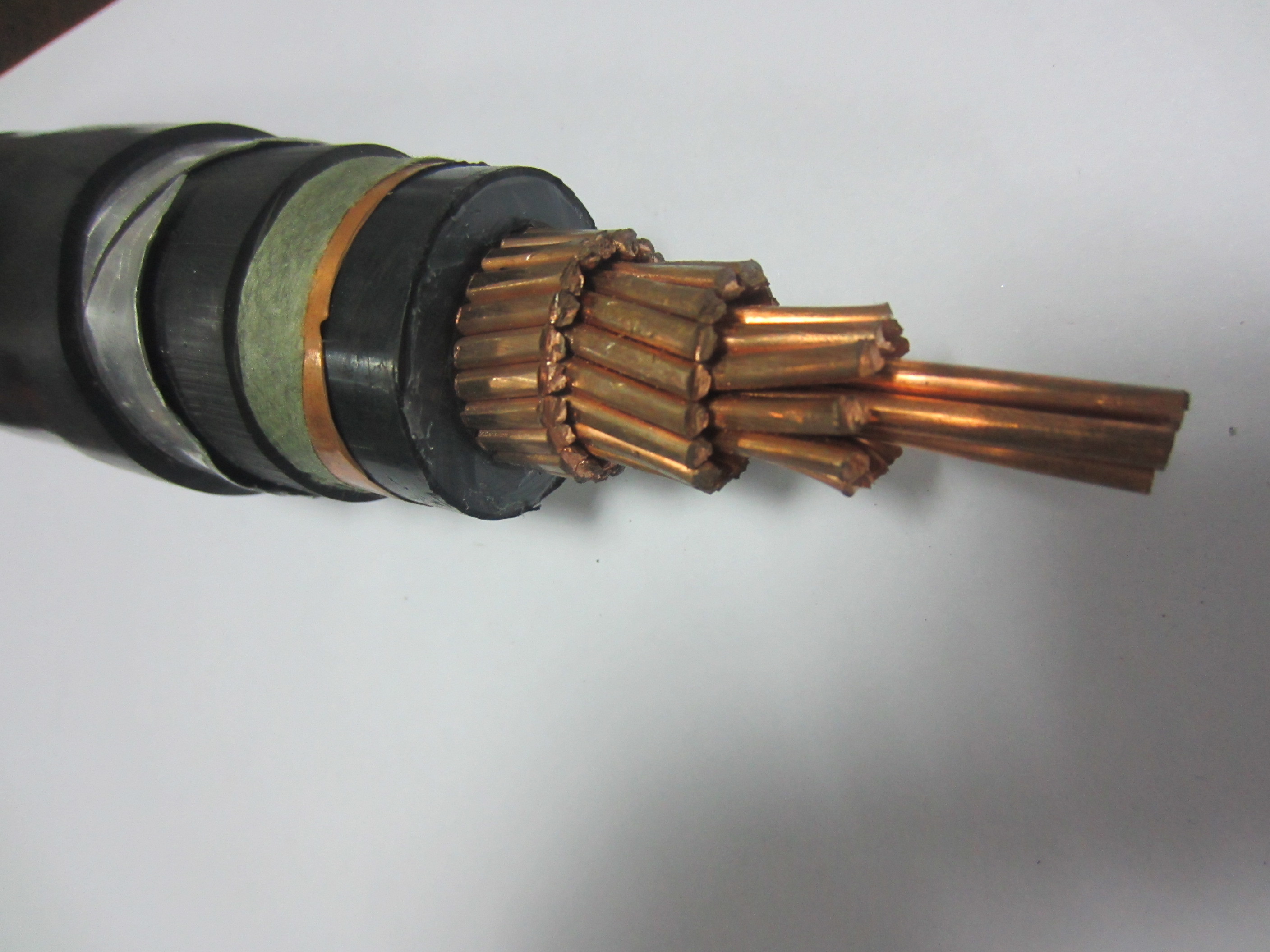 Single Phase Medium Voltage Power Cables PVC Sheathed XLPE Insulated Electrical MV Armoured Cable