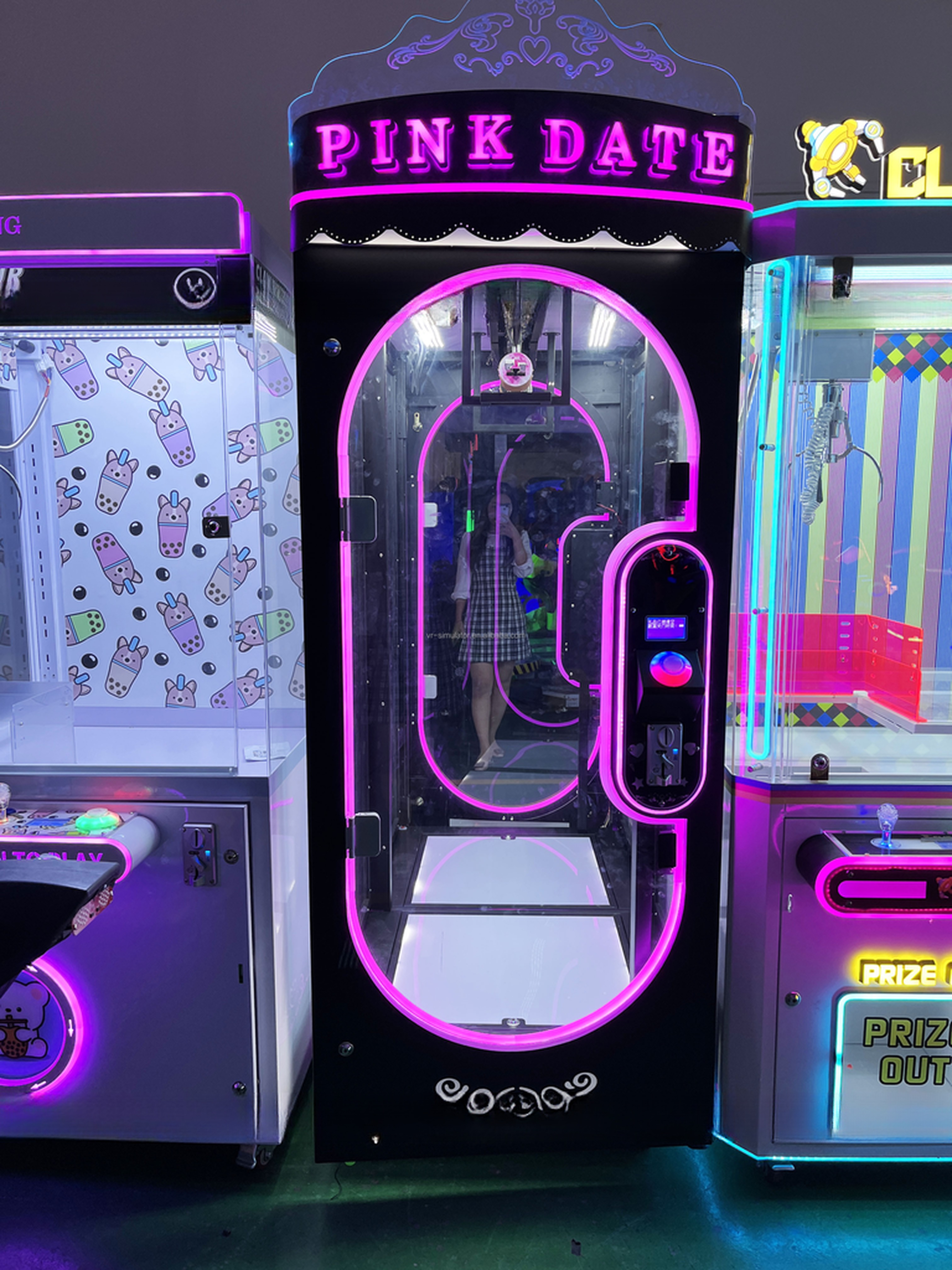 Dreamland factory coin operated cut ur prize vending machine bill acceptor ICT pink date big toys game machine