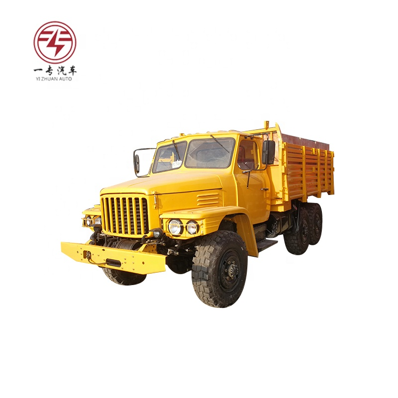 Sale 4X4 Off-Road Desert Transport Truck with Half a Row Seat Rows and 6 Forward Shift