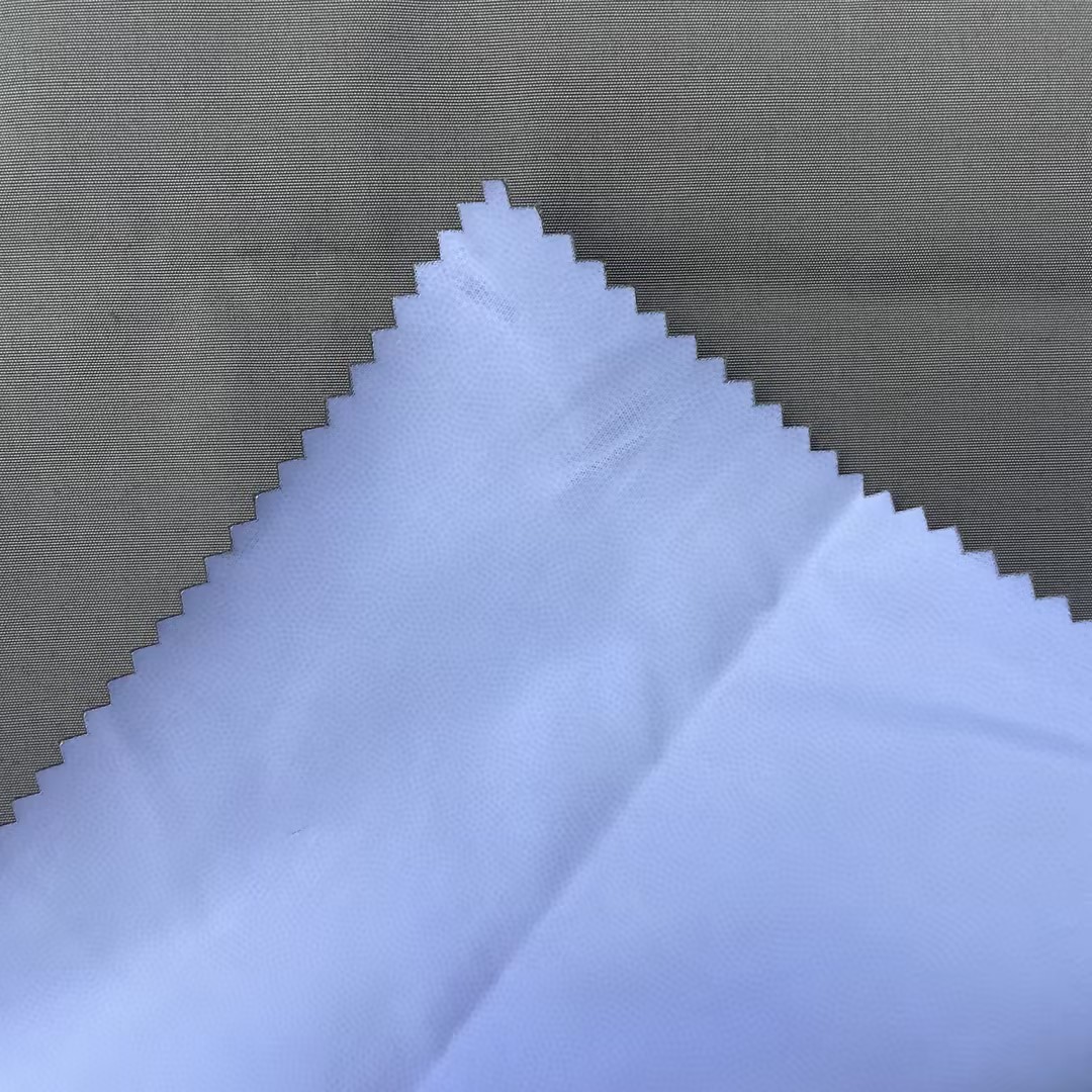 199GSM 90%P 10%C TTC fabric