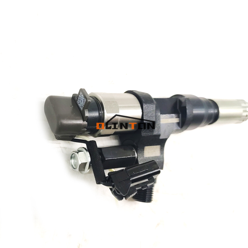 Excavator Injector Assy 23670-E0010 095000-6593 1003030087 for SK350-8 J08 Engine