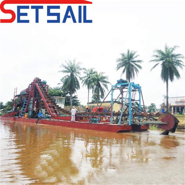Reasonable Chain Bucket Gold Mining Dredger with 1.4m*1.2m-2.6m*1.2m Drum Screen Size
