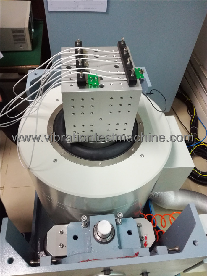 Vehicle Vibration Vibration Table Testing Equipment With Vertical And Horizontal Slip Table